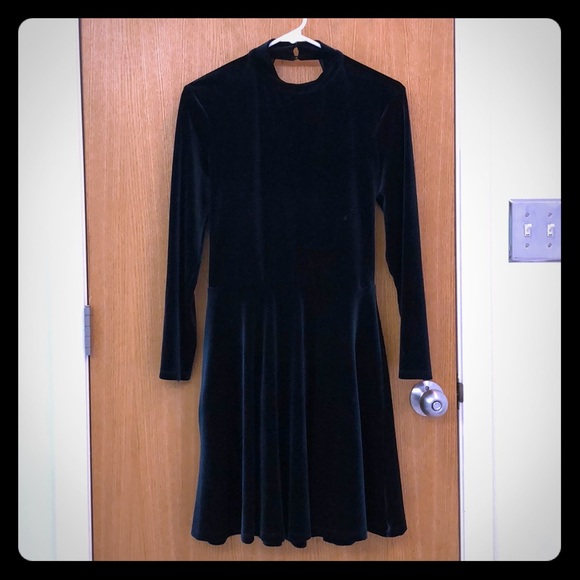 American Apparel Dresses & Skirts - Sexy backless green velvet American Apparel dress.